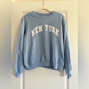 GAP Graphic Sweatshirt. Size Small. Color Blue.